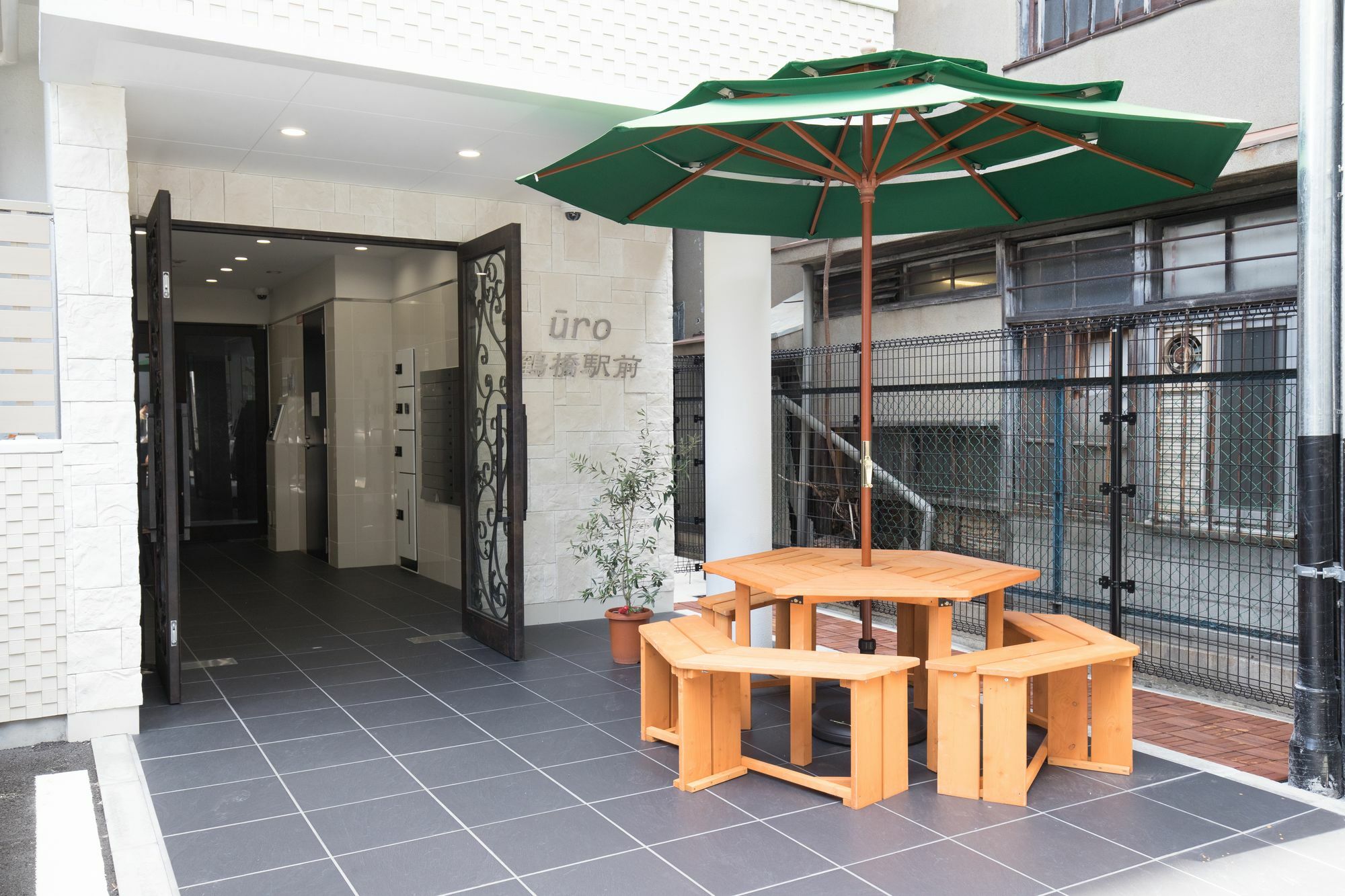 Uro Apartment Osaka Eksteriør billede